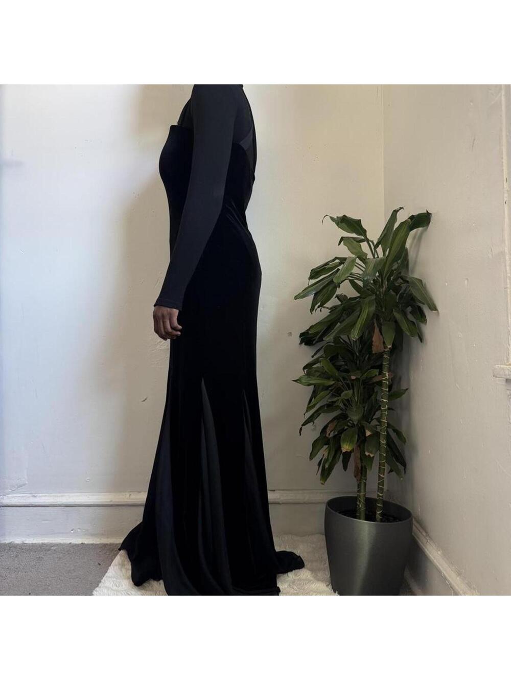Vintage Marc Bouwer Black Velvet Godet Mermaid Gown - Size 14 - Picture 4 of 8